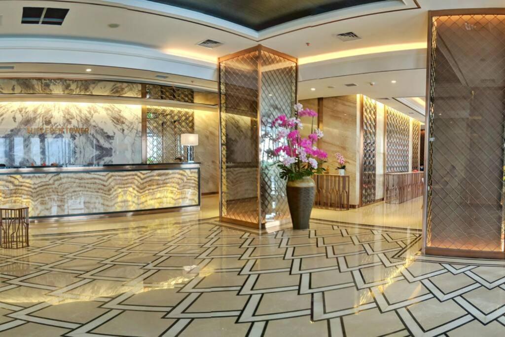Lovina 1515 At Pollux Meisterstadt Apartment Batam